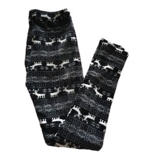 💕Fuzzy winter leggings! ❄️🦌